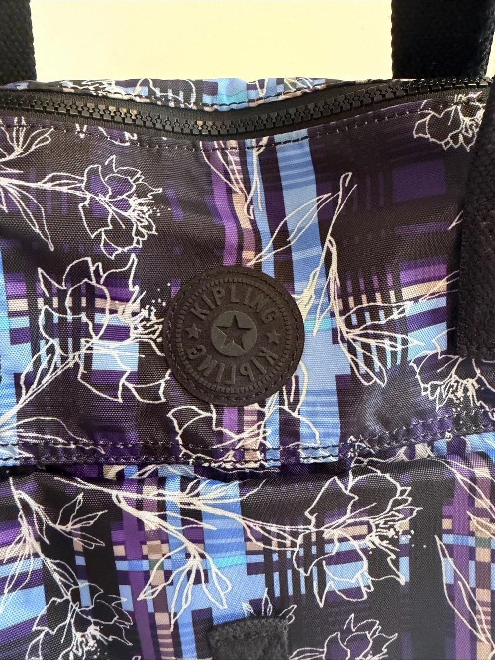 Kipling Pahneiro Crossbody shoulder Purse